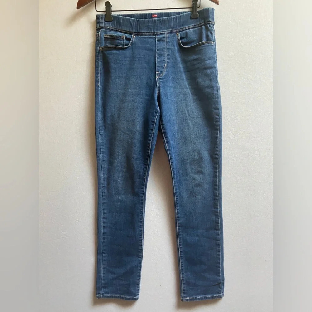 Levi's High Waisted Pull-On Skinny Denim Jeggings Size 6